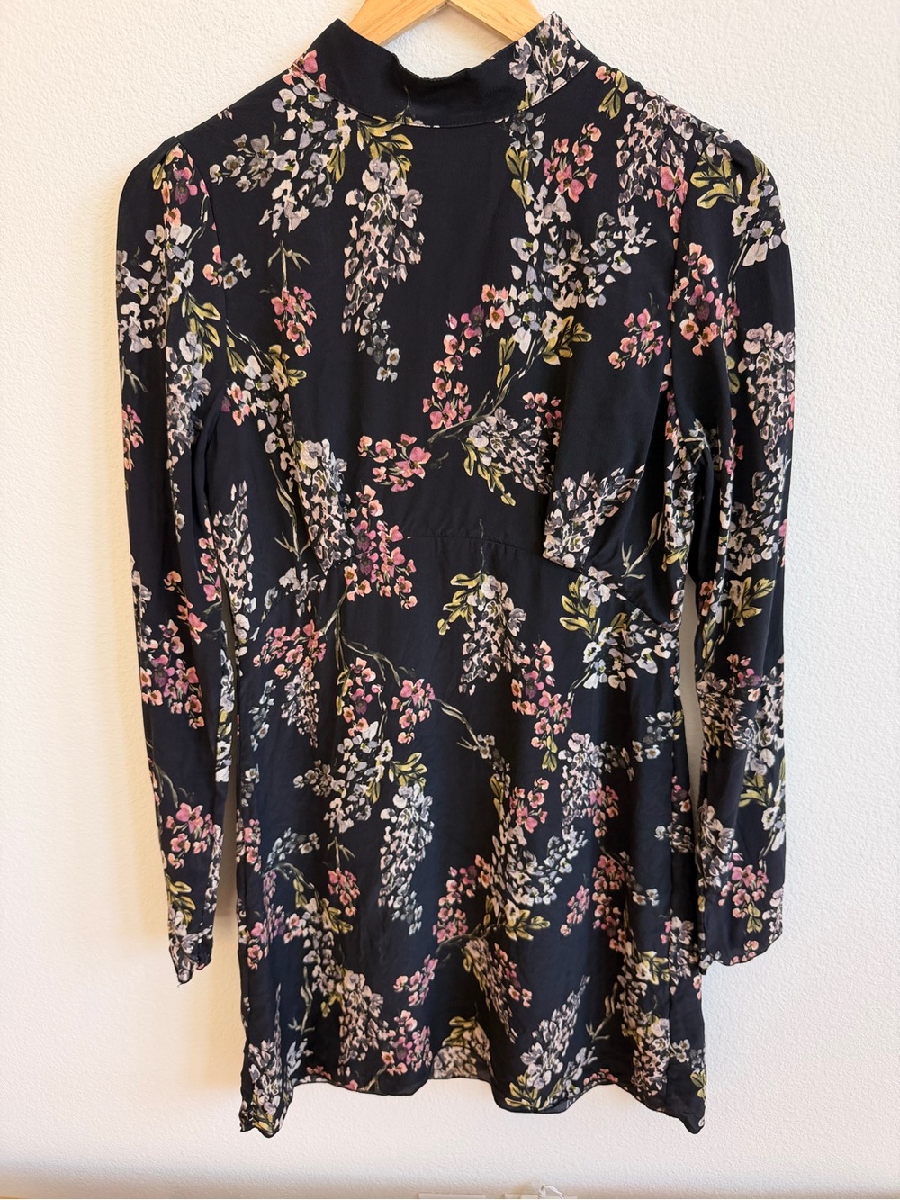 Stone Cold Fox Woody Black Floral 100% Silk Mock-Neck Long Sleeve Dress